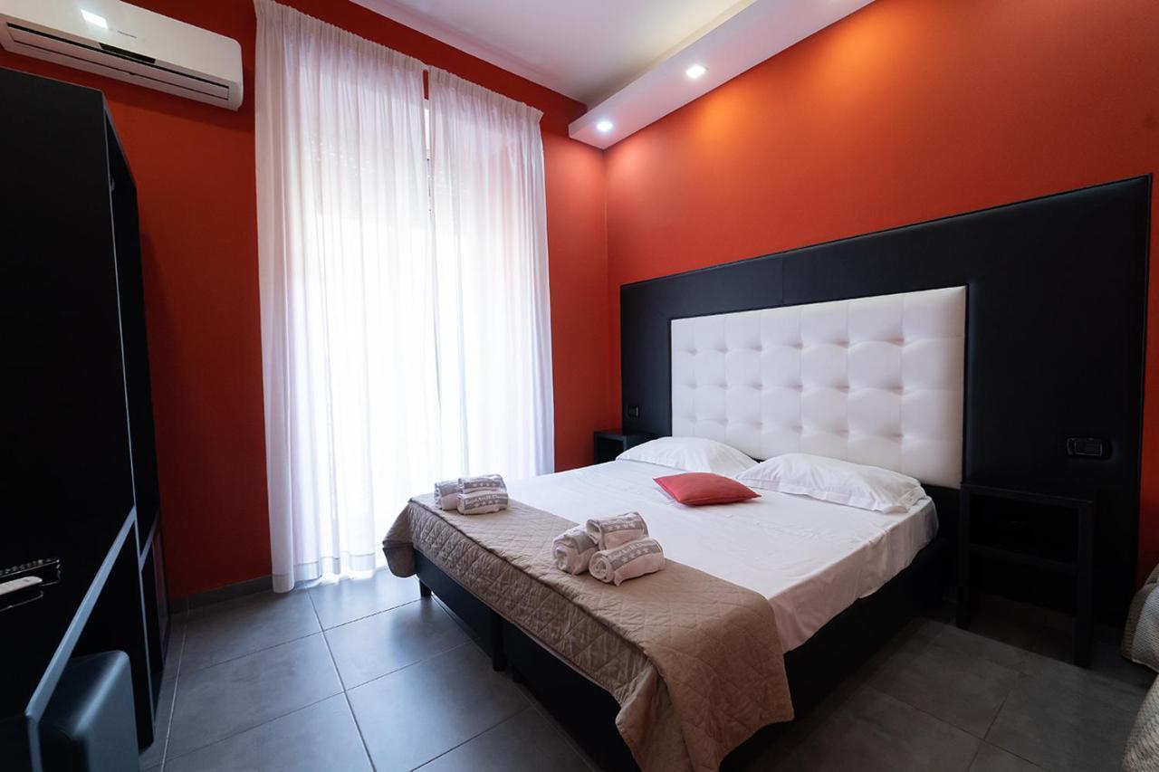 Royal House Napoli Centro, By Clapa Group Hotel Exterior photo
